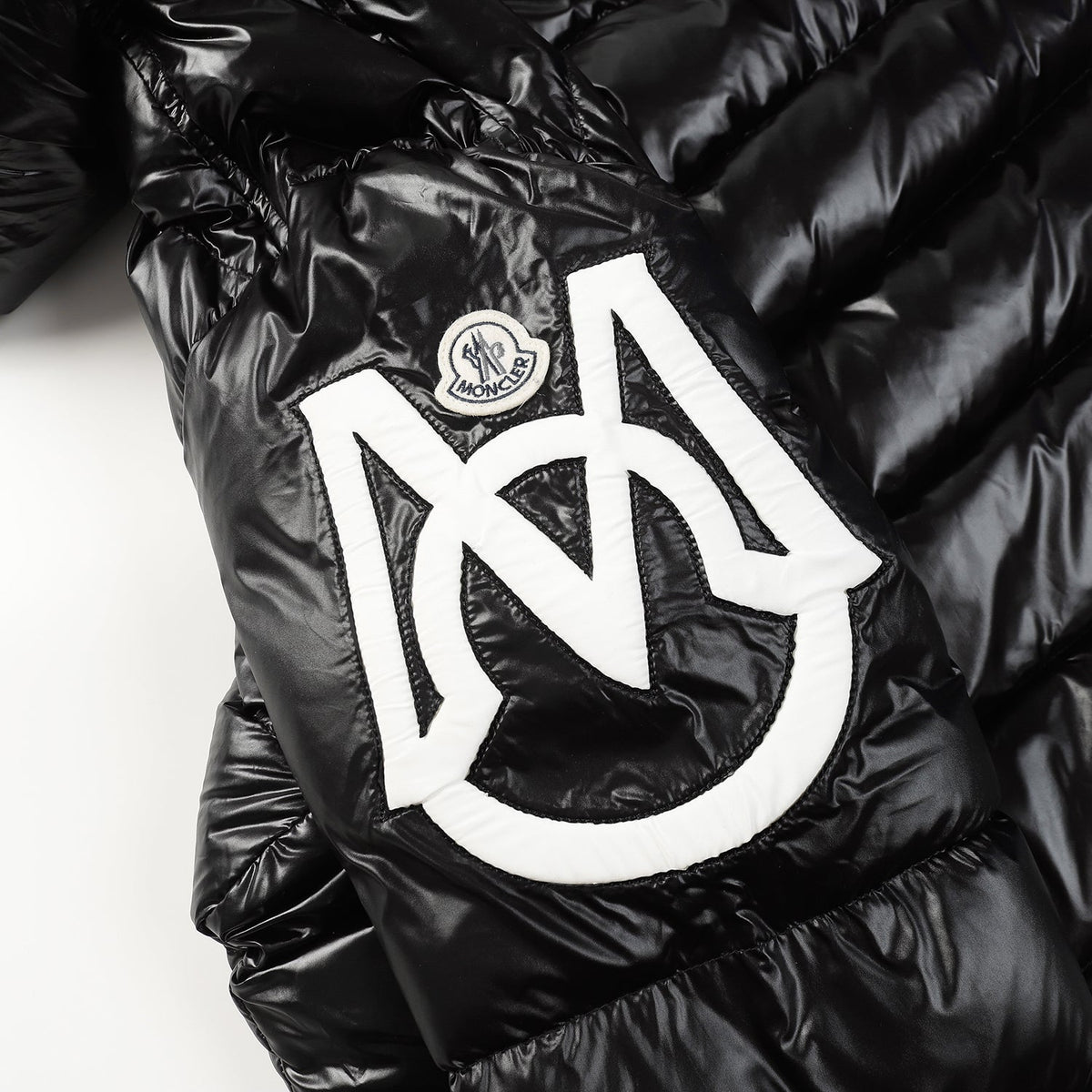 Veste monogrammée